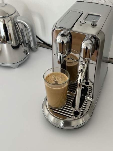 Cafetière Nespresso Stylée