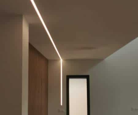 LED au plafond : Créez une ambiance digne d’un hôtel 5 étoiles