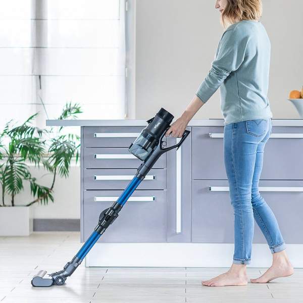 Aspirateur balai design