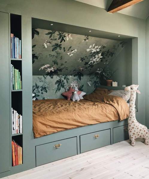 Chambre sous combles peinture