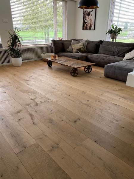 Sens pose parquet salon