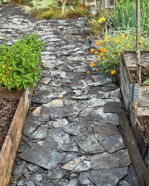 Jardin paillage ardoise