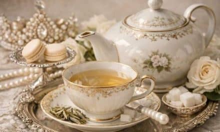 Le thé blanc, la boisson sacrée de la royauté et des célébrités britanniques